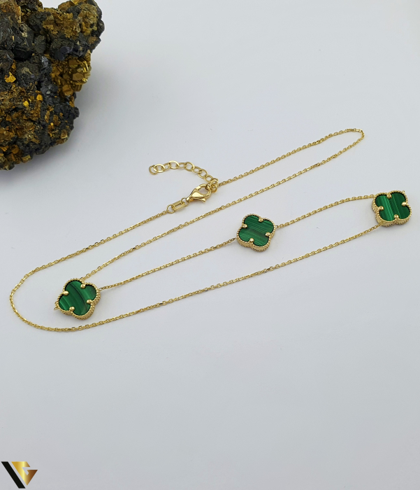 Lant cu Pandantive Aur 14k, Malachit Greutate: 4.64 g Diamensiune pandantive: 11 mm / 11 mm Lungime: 45- 48 cm Latime: 1.1 mm Marcaj / Titlu: "585" Locatie: Bacau Calea Marasesti Tel:0756943079 [2]
