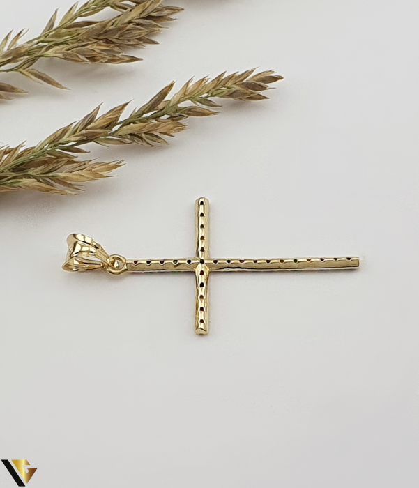Pandantiv aur 14K Greutate: 1.48 grame Lungime: 41 mm ( cu anou ) Latime: 22 mm Marcaj / titlu: "585" Locatie: Bacau Calea Marasesti Tel: 0756943079 [2]