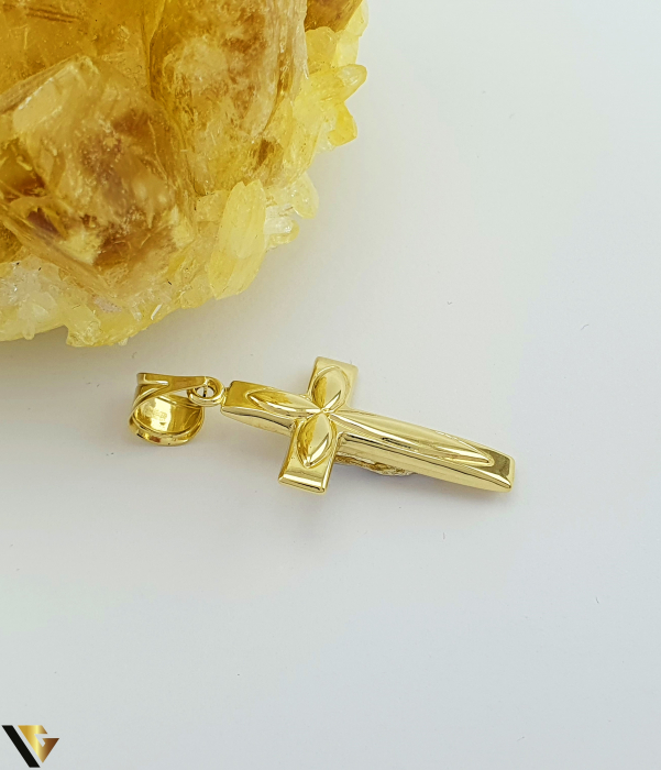 Pandantiv aur 14K Greutate: 2.09 grame Lungime: 42 mm ( cu anou ) Latime: 20 mm Marcaj / titlu: "585" Locatie: Bacau Calea Marasesti Tel: 0756943079 [2]