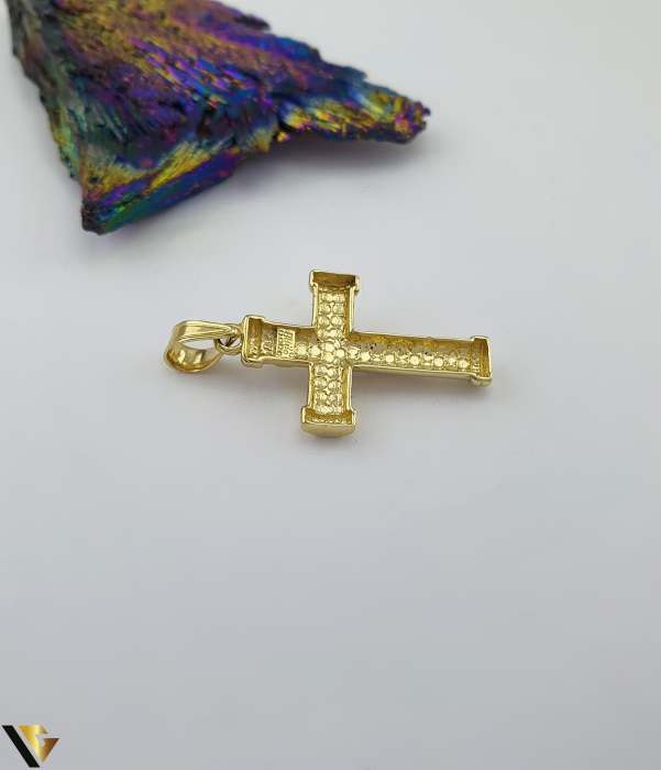 Pandantiv aur 14K Greutate: 2.52 grame Lungime: 35 mm ( cu anou ) Latime: 20 mm Marcaj / titlu: "585" Locatie: Bacau Calea Marasesti Tel: 0756943079 [2]