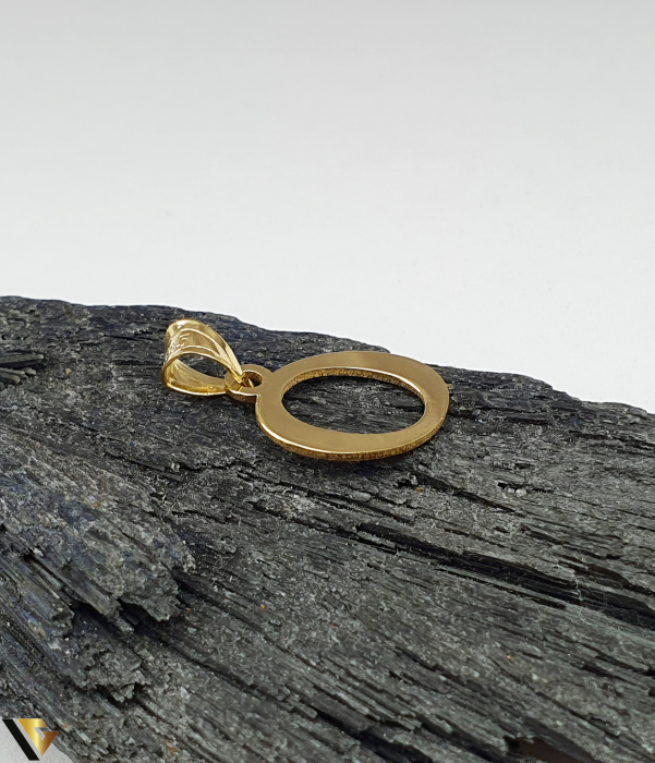 Pandantiv aur 14K, Litera O Greutate: 0.55 grame Lungime: 17 mm ( cu anou ) Latime: 11 mm Marcaj / titlu: "585" Locatie: Bacau Calea Marasesti Tel: 0756943079 [2]
