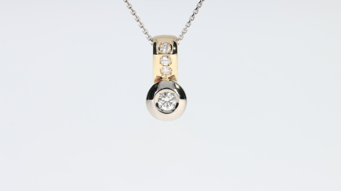 Pandantiv Aur 14k, Diamante 0.27 ct [3]