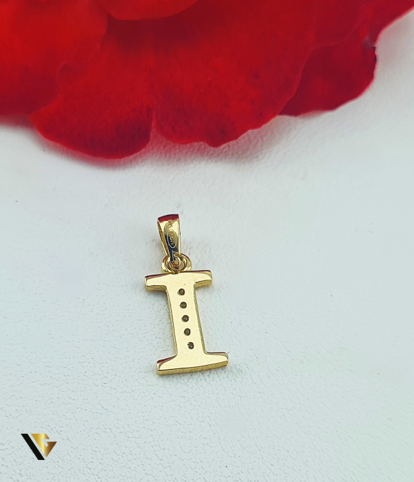 Pandantiv aur 14K, Cristale de zirconiu, INITIALA I, LITERA Lungime: 16 mm ( cu anou ) Latime: 8 mm Marcaj / Titlu: " 585 " [2]