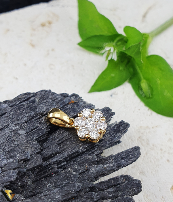 Pandantiv Aur 18K, Diamante 0.35 ct in total [2]