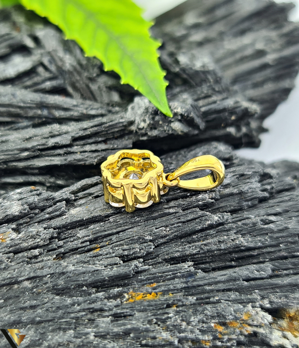 Pandantiv Aur 18k, Diamante 0.40 ct [2]