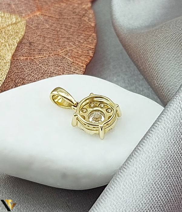 Pandantiv Aur 18K, Diamante 0.44 ct in total [2]