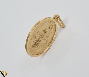 Pandantiv din aur 9k, 375 3.23 grame Lungimea pandantivului cu anou este de 29 mm Latimea pandantivului este de 15mm Locatie HARLAU [2]