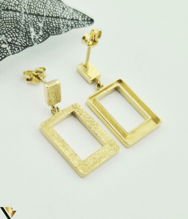 Cercei aur 14k Greutate: 3.56 grame Lungime: 24.12 mm Latime: 11.30 mm Marcaj / titlu: 585 Locatie: HARLAU Tel: 0723353111 [1]