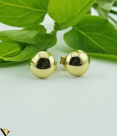 Cercei din aur - Cercei aur 14k Greutate: 1.14 grame Dimensiune: 8 mm / 8  mm Sistem de prindere: tija + fluturas Marcaj / titlu: 585 Locatie: HARLAU Tel: 0723353111