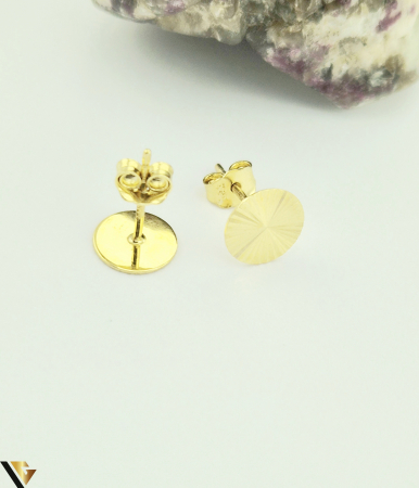 Cercei aur 14k Greutate: 0.82 grame Lungime: 7.85 mm Latime: 7.85 mm Marcaj / titlu: 585 Locatie: HARLAU Tel: 0723353111 [1]