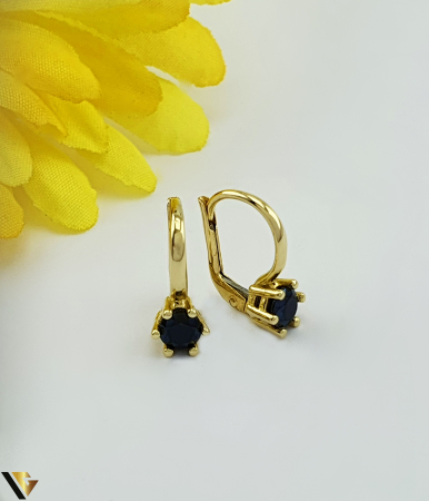 Cercei din aur - Cercei aur 14k Greutate: 2.26 grame Lungime: 15 mm Latime: 6 mm Marcaj / titlu: 585 Locatie: Bacau Calea Marasesti Tel: 0756943079