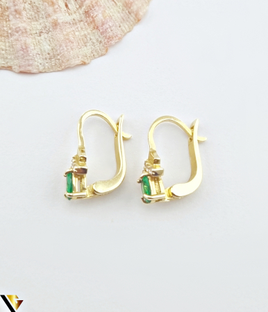Cercei aur 14k,cubic zirconia Greutate: 2.34 grame Lungime: 14.00 mm Latime: 6.00 mm Marcaj / Titlu: 585  Locatie: HARLAU Telefon: 0723 353 111 [1]