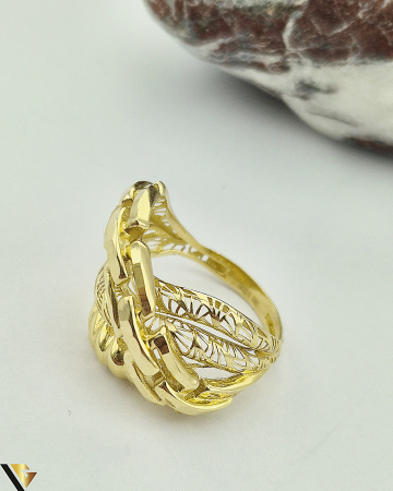 Inel  aur 14k Greutate: 3.00 grame Latime maxima superioara 16mm Diametrul inelului este de 18 mm Masura UE: 17 si RO: 57 (circumferinta) Marcaj / titlul "585" Locatie: Harlau  0723 353 111 [2]