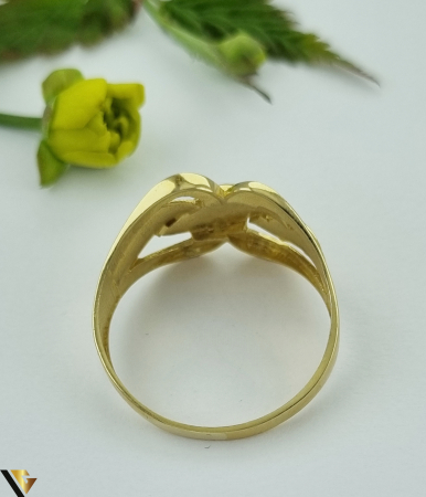 Inel  aur 14k Greutate: 3.68 grame Latime maxima superioara 13.80mm Diametrul inelului este de 22 mm Masura UE: 29 si RO: 69 (circumferinta) Marcaj / titlul "585" Locatie: Harlau  0723 353 111 [2]