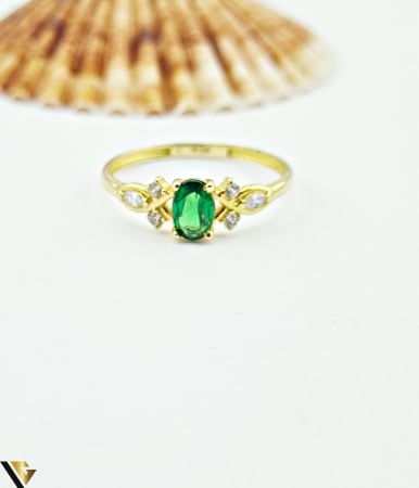 Inele din aur - Inel aur 14k ,Cubic zirconia Greutate: 1.51 grame Latime: 1.80 mm Diametru: 19.80mm Masura: RO 16 / UE 56 (circumferinta) Marcaj / titlu: 585 Locatie: HARLAU Tel: 0723353111