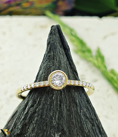Inel Aur 14k, Diamante 0.18 ct in total [1]