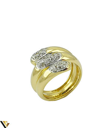 Inel masiv din aur galben de18k Greutate : 7.06 g 33 diamante  de aproximativ 0.01 ct fiecare Carataj total diamante de aproximativ 0.33 ct Latimea in partea superioara: 15.00 mm Diametrul inelului este de 16.10 mm Masura UE11, masura standard RO:51 (circumferinta) Stare: Pre-owned / Foarte buna Locatie Podu Iloaiei Telefon : 0728083344 [3]
