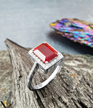 Inele cu diamante - Inel Aur 14k, Rubin si Diamante de 0.18 ct in total, 3.45 grame