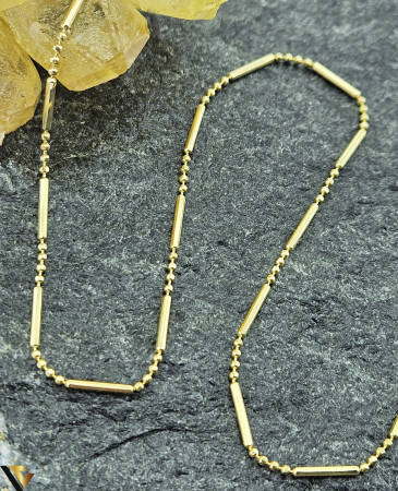 Lant din aur 14k Greutate: 3.66 grame Lungime: 60 cm Latime: 1.15 mm Marcaj / titlu: "585" Locatie: HARLAU 0723 353 111 [1]