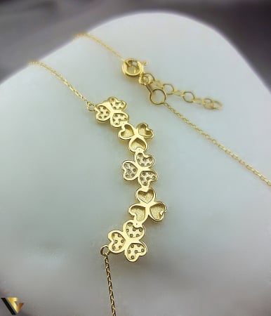 Coliere si lanturi din aur - Lant aur 14k, Cristale de zirconiu,flori, floricele Greutate: 3.04 grame Latime: 1 mm Lungime: 43.5 cm - 46 cm Dimensiune pandantiv: 35 mm / 7 mm Marcaj / titlu: "585" Locatie: Bacau Calea Republicii Tel: 0758108978
