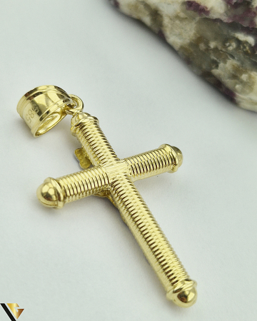 Pandantiv aur 14k Greutate: 2.20 grame Lungime: 45.00 mm ( cu anou ) Latime: 26.00 mm Marcaj / Titlu: " 585 " Locatie: HARLAU 0723 353 111 [1]