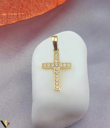 Pandantive din aur - Pandantiv aur 14K, Cristale de zirconiu, cruce, cruciulita Greutate: 0.62 grame Lungime: 22 mm ( cu anou ) Latime: 11 mm Marcaj / titlu: "585" Locatie: Bacau Calea Republicii Tel: 0758108978