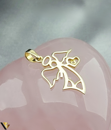Pandantiv aur 14K, Cristal de zirconiu, inger, inderas, decupat, inimioara Greutate: 1.05 grame Lungime: 25 mm ( cu anou ) Latime: 16 mm Marcaj / titlu: "585" Locatie: Bacau Calea Republicii Tel: 0758108978 [1]
