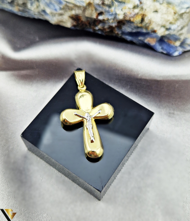 Pandantive din aur - Pandantiv Aur 14k,Cruce Greutate: 1.21 grame  Lungime: 32.00 mm (cu tot cu anou) Latime: 18.00 mm Marcaj/Titlu: "585" Locatie: Podu Iloaiei 0728083344