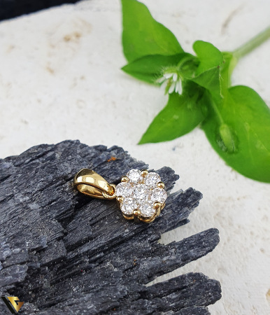 Pandantiv Aur 18K, Diamante 0.35 ct in total [1]