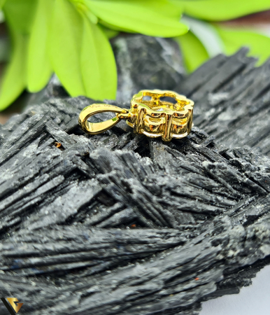 Pandantiv Aur 18k, Diamante 0.70 ct [1]