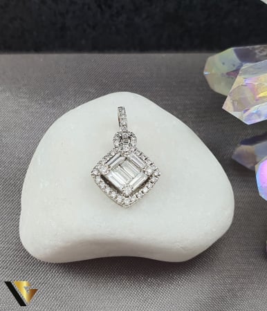 Pandantive cu diamante - Pandantiv Aur Alb 18K, Diamante 0.50 ct in total