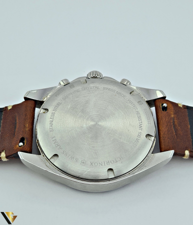 VICTORINOX SWISS ARMY CRONOGRAF [2]