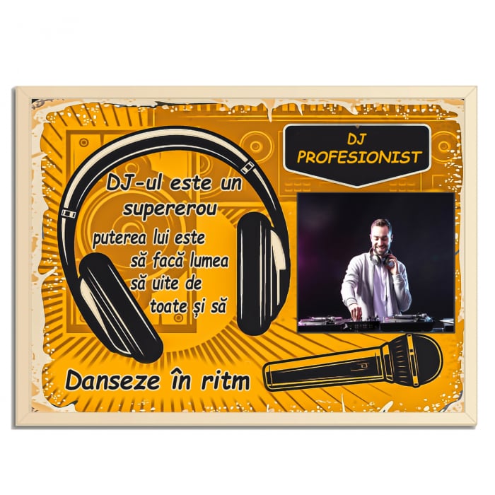 cadou-pentru-dj-tablou-pe-lemn-personalizat-cu-poza-si-text.jpg [1]