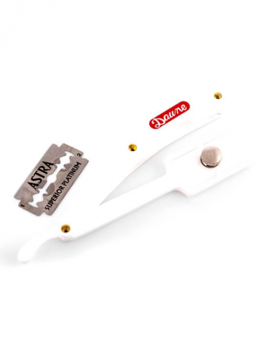 brici-pentru-barbierit-daune-barber-frizerie-briciuri-barbierit-visuel-beauty-shop-produse-profesionale-de-infrumusetare-dotari-saloane-infrumusetare [3]