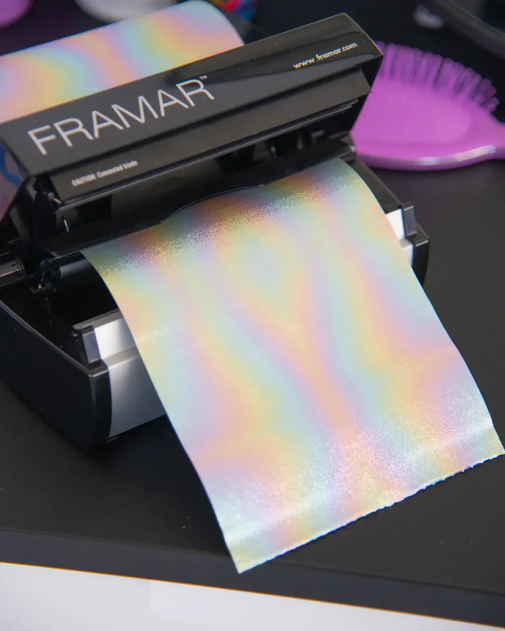 folie-de-aluminiu-colorata-framar-etheral-empossed-medium-visuel-beauty-expert-cosmetica-epliat-incalzitoare-produse-profesionale-salon [5]