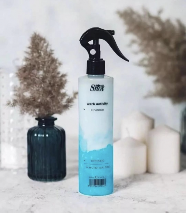 spray-balsam-restructurat-bifazic-pentru-descalcirea-hidratarea-parului-work-activity-shot-300-ml-visuel-beauty-shop-produse-profesionale-de-infrumusetare-dotari-saloane-infrumusetare [2]