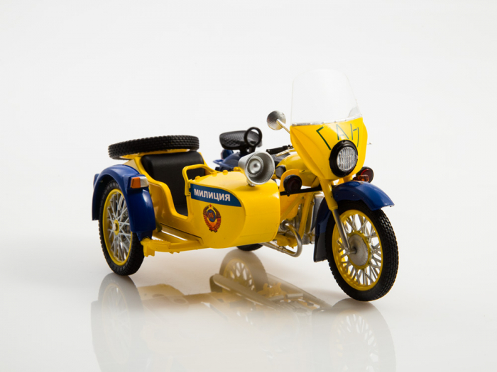 Macheta motocicleta ruseasca de militie M-67P Ural, scara 1:24 [5]