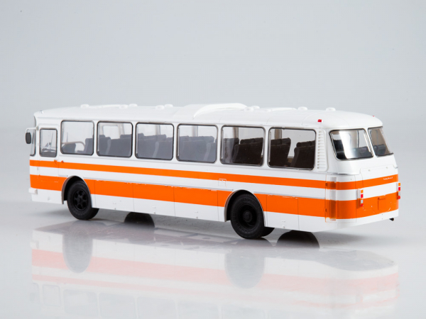 Macheta autobuz LAZ-699R, scara 1:43 [3]