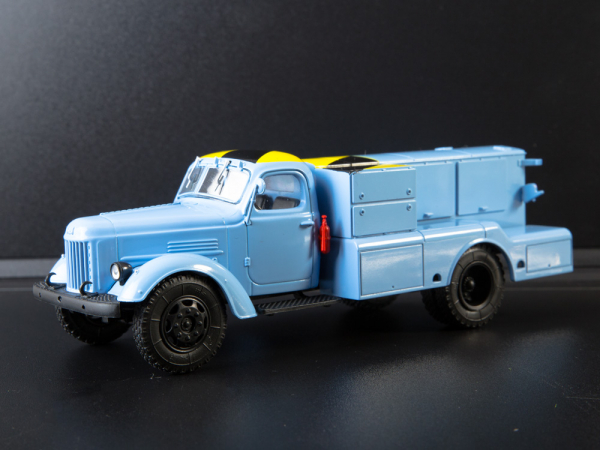 Macheta auto camion demaror avioane APA-35-2 (Zil 164), scara 1:43 [4]