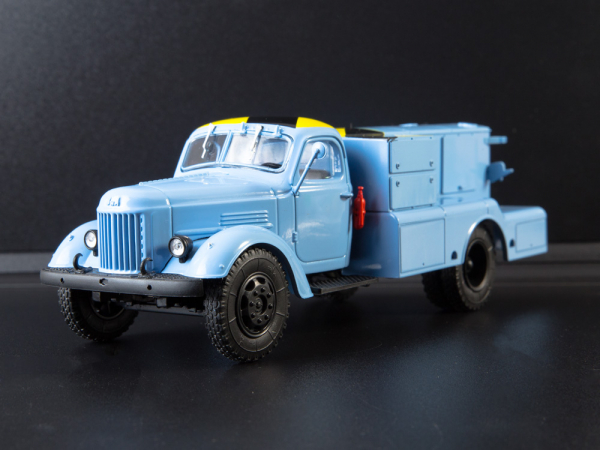 Macheta auto camion demaror avioane APA-35-2 (Zil 164), scara 1:43 [5]