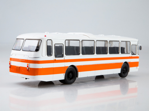 Macheta autobuz LAZ-699R, scara 1:43 [7]