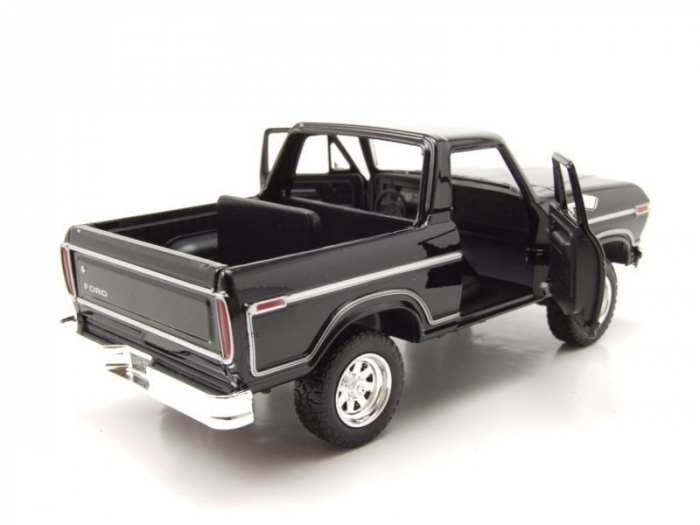 Macheta Ford Bronco fara hardtop, scara 1:24 [3]