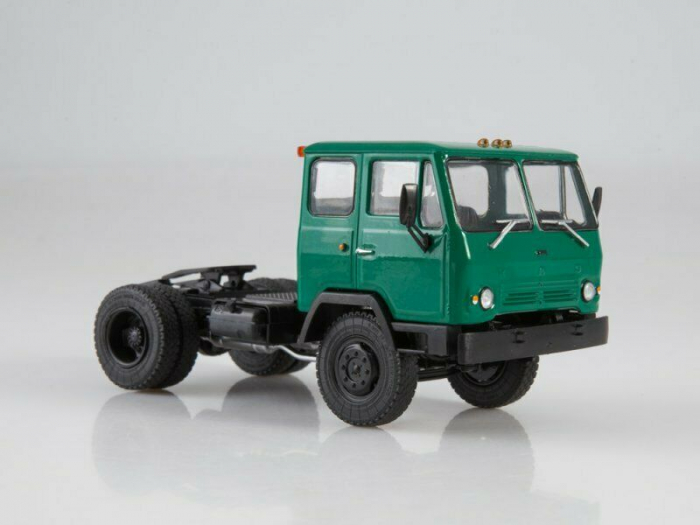 Macheta auto camion cap tractor KAZ-608V Kolhida, scara 1:43 [2]