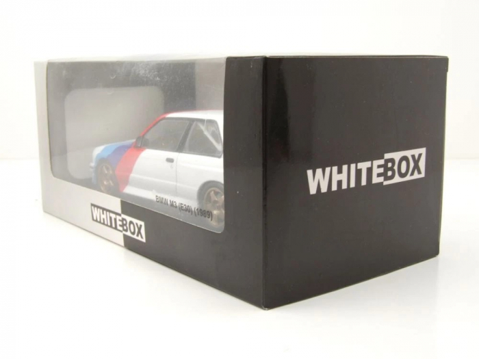 Macheta auto BMW M3 (E30), scara 1:24 [4]