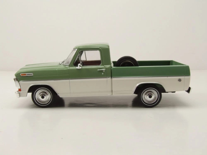 Macheta auto camioneta Ford F-100, scara 1:24 [3]