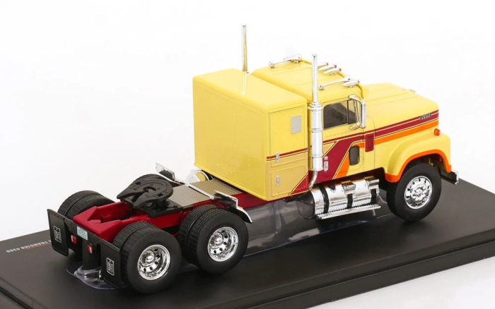 Macheta auto cap tractor International Transtar 4300, scara 1:43 [2]