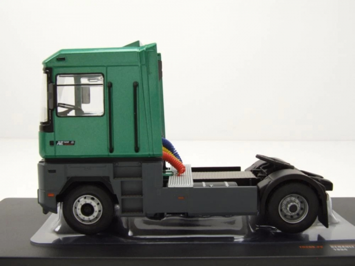 Macheta auto cap tractor Renault Magnum AE520TI, scara 1:43 [4]