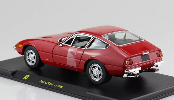 Macheta auto Ferrari 365 gtb/4 1968, scara 1:24 [2]