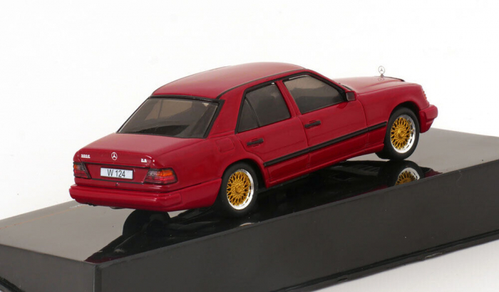 Macheta auto Mercedes Benz 300E (W124), scara 1:43 [2]