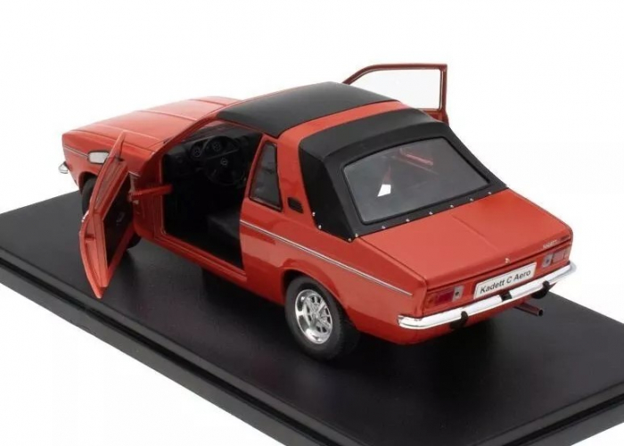 Macheta auto Opel Kadett C Aero, scara 1:24 [3]